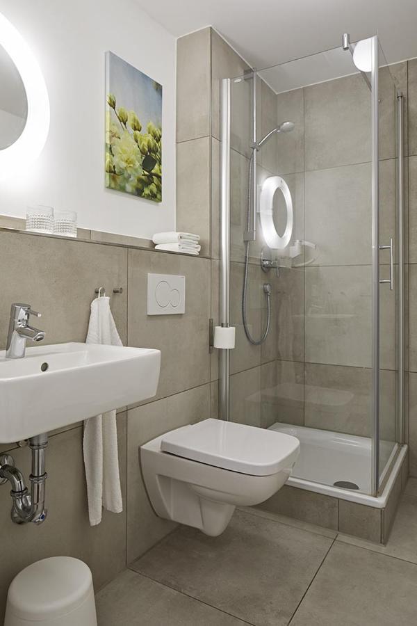 Nonstop Hotel Augsburg - Ubernacht - Hostelhotelhome Екстериор снимка