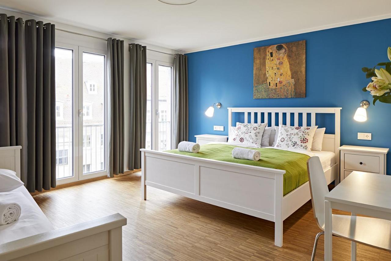 Nonstop Hotel Augsburg - Ubernacht - Hostelhotelhome Екстериор снимка