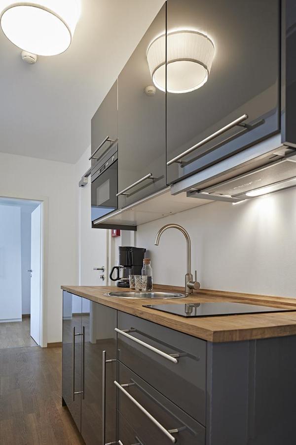 Nonstop Hotel Augsburg - Ubernacht - Hostelhotelhome Екстериор снимка