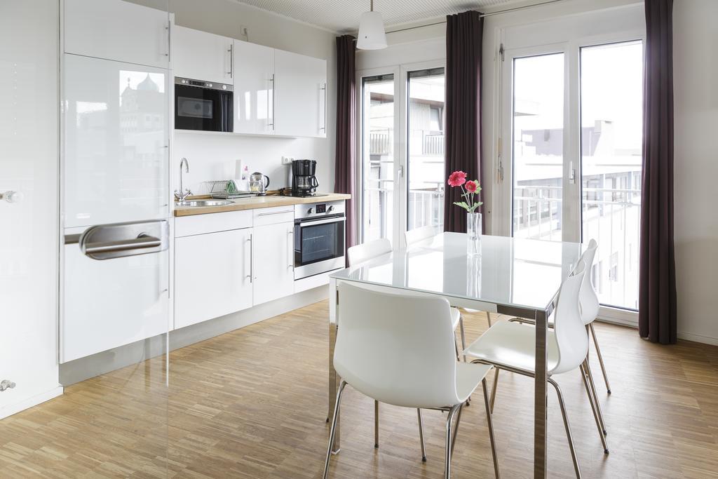 Nonstop Hotel Augsburg - Ubernacht - Hostelhotelhome Екстериор снимка