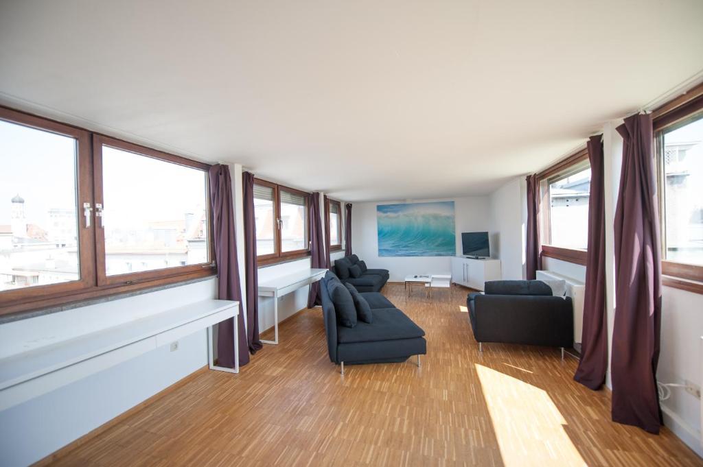 Nonstop Hotel Augsburg - Ubernacht - Hostelhotelhome Стая снимка