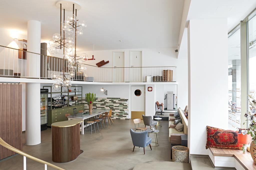Nonstop Hotel Augsburg - Ubernacht - Hostelhotelhome Екстериор снимка
