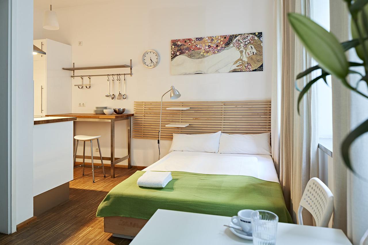 Nonstop Hotel Augsburg - Ubernacht - Hostelhotelhome Екстериор снимка